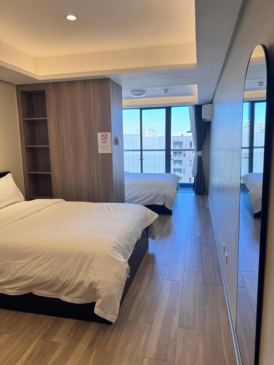 L Condotel