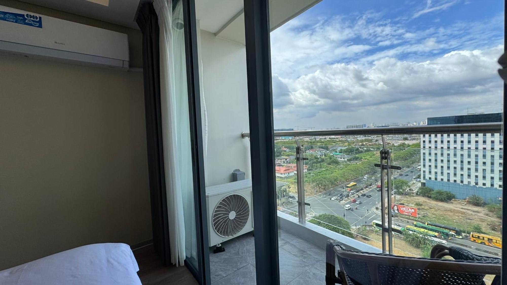 L Condotel *