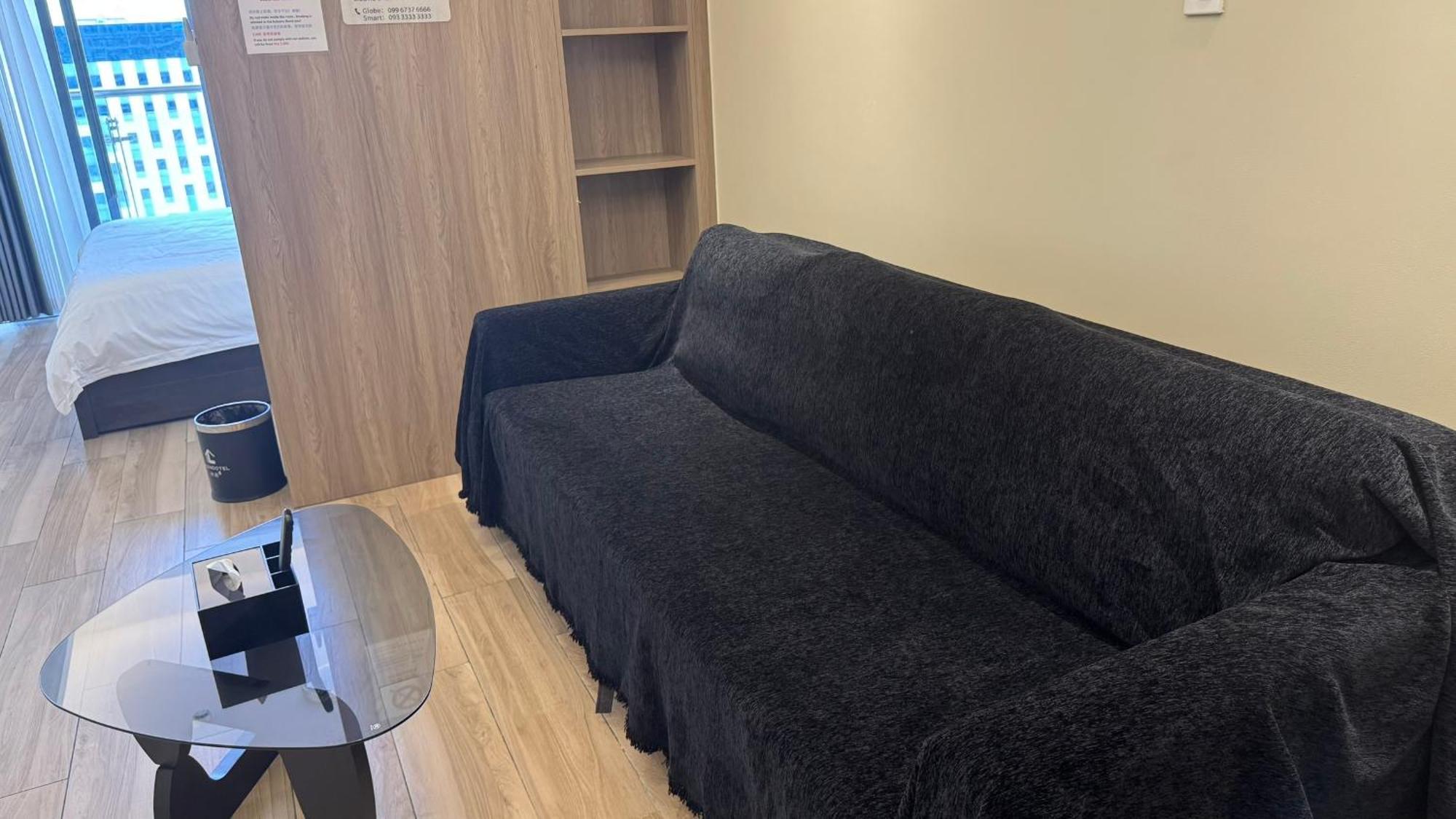 L Condotel Aparthotel Paranaque City