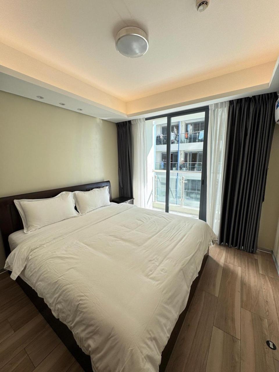 L Condotel